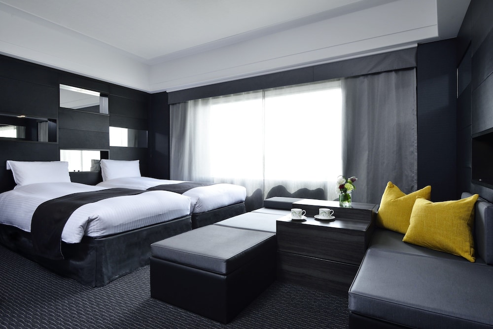 Standard Room - Lower Floor - Non-Smoking (extra beds for person over age of 7) photo 2