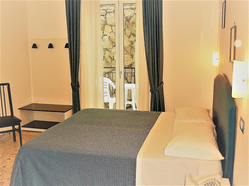 Economy Double Room, Balcony without view