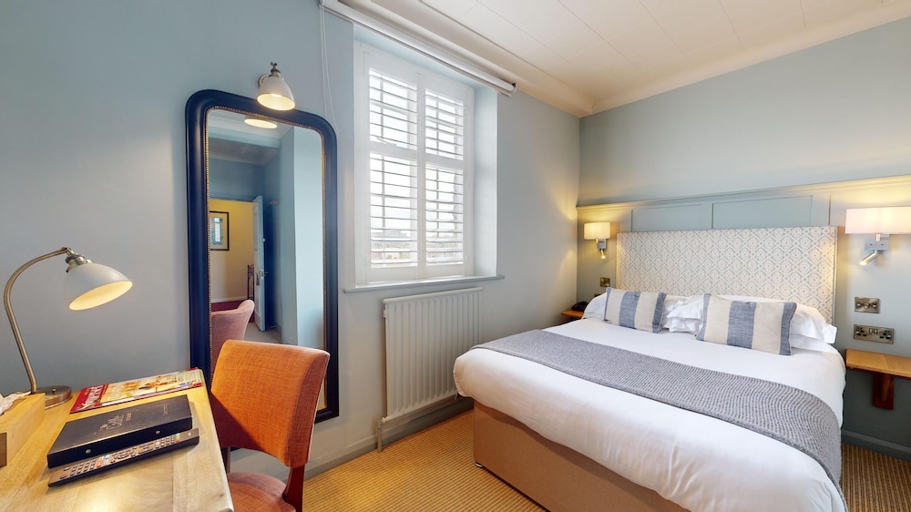 Economy Double Room photo 1