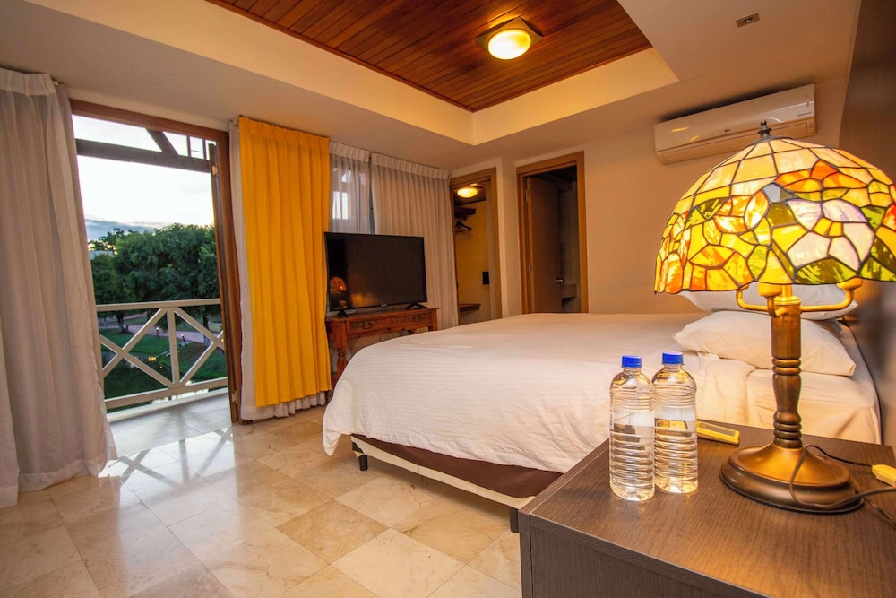 Suite, 2 Queen Beds, Non Smoking - Photo 1
