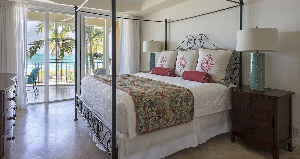 2 Bedroom Oceanfront Suite