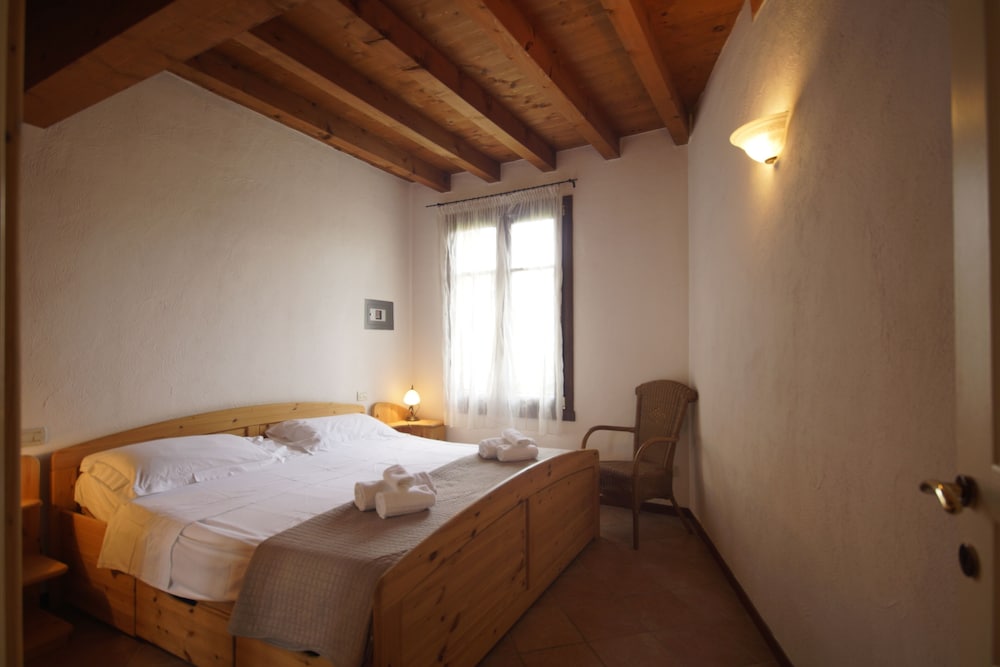 Standard Apartment, 1 Bedroom, Garden View, Ground Floor photo 3