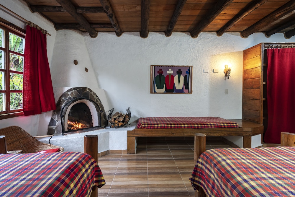 Superior Double or Twin Room, Multiple Beds (With Fireplace) photo 1