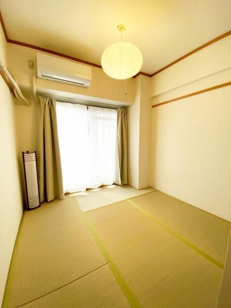 3 Bedroom Apartment with Balcony 301 photo 2