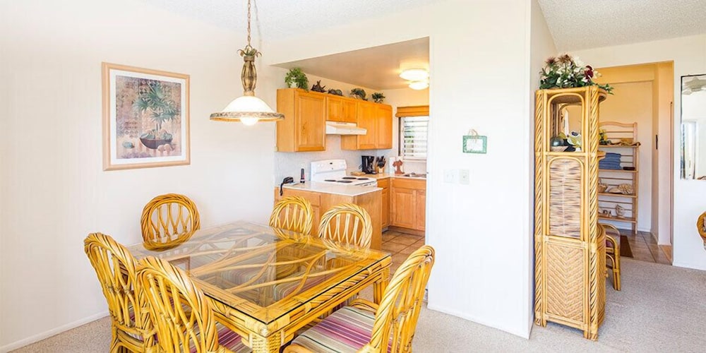 Suite, 2 Bedrooms, 2 Bathrooms, Ocean View photo 2