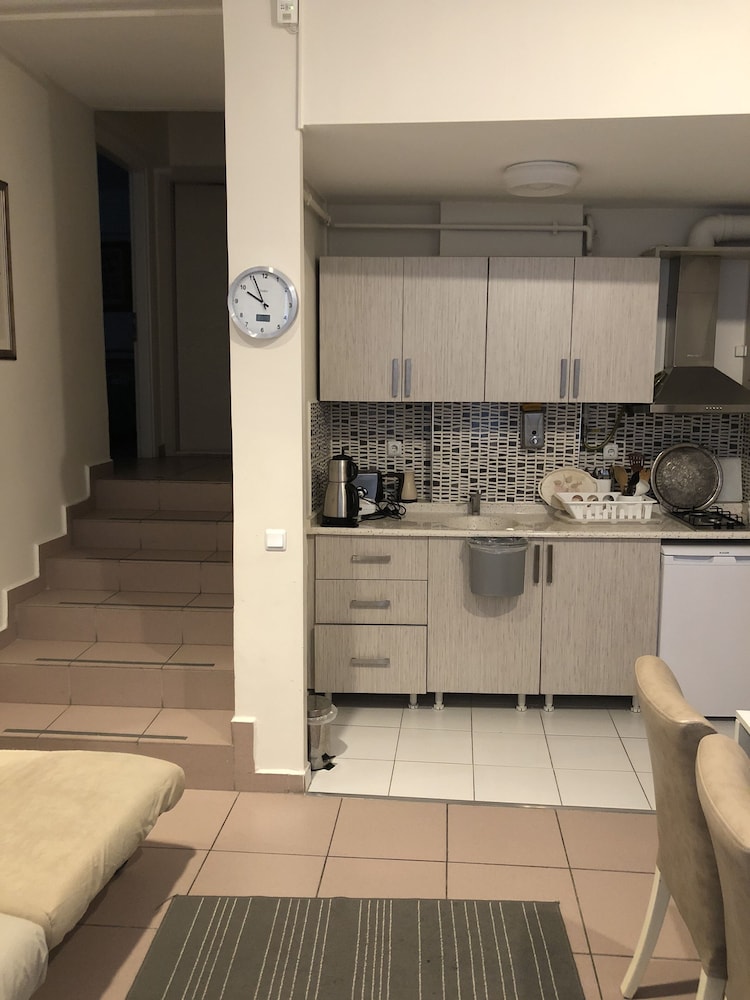 Family Apartment, 3 Bedrooms photo 3