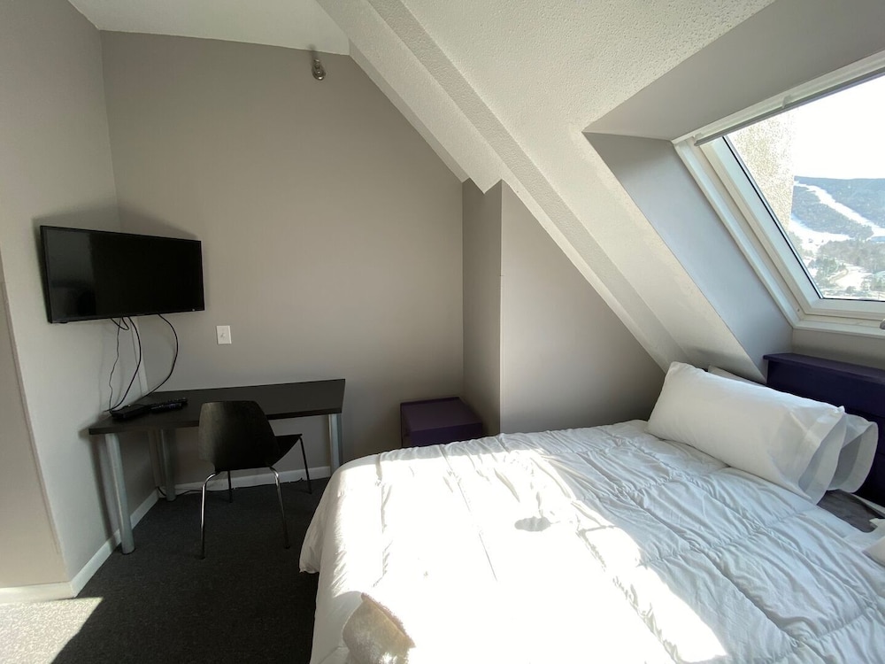 Townhome, 2 Bedrooms
