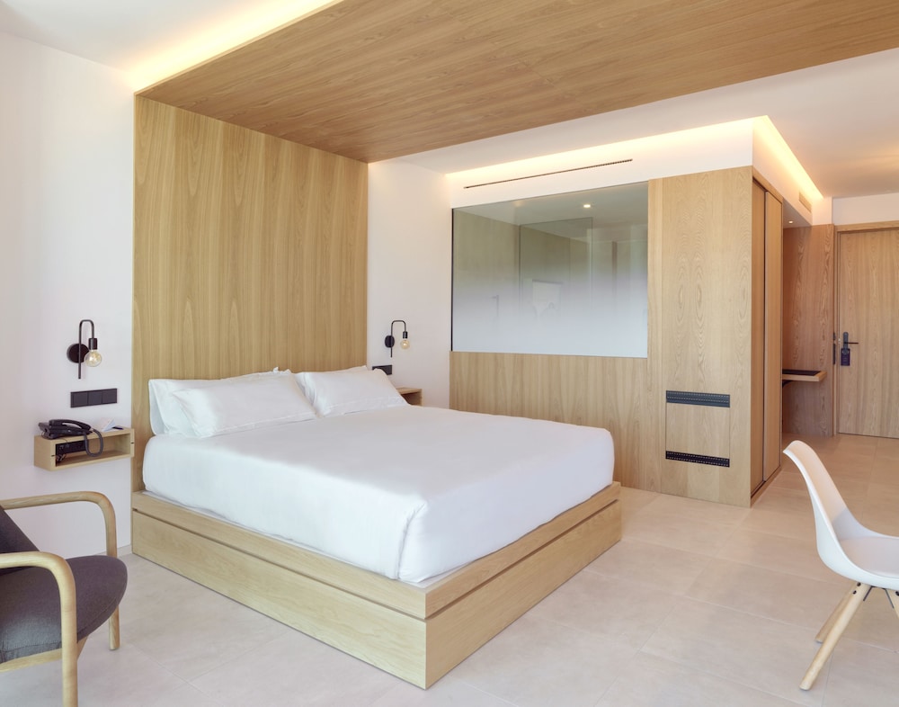 Superior Room - Photo 3