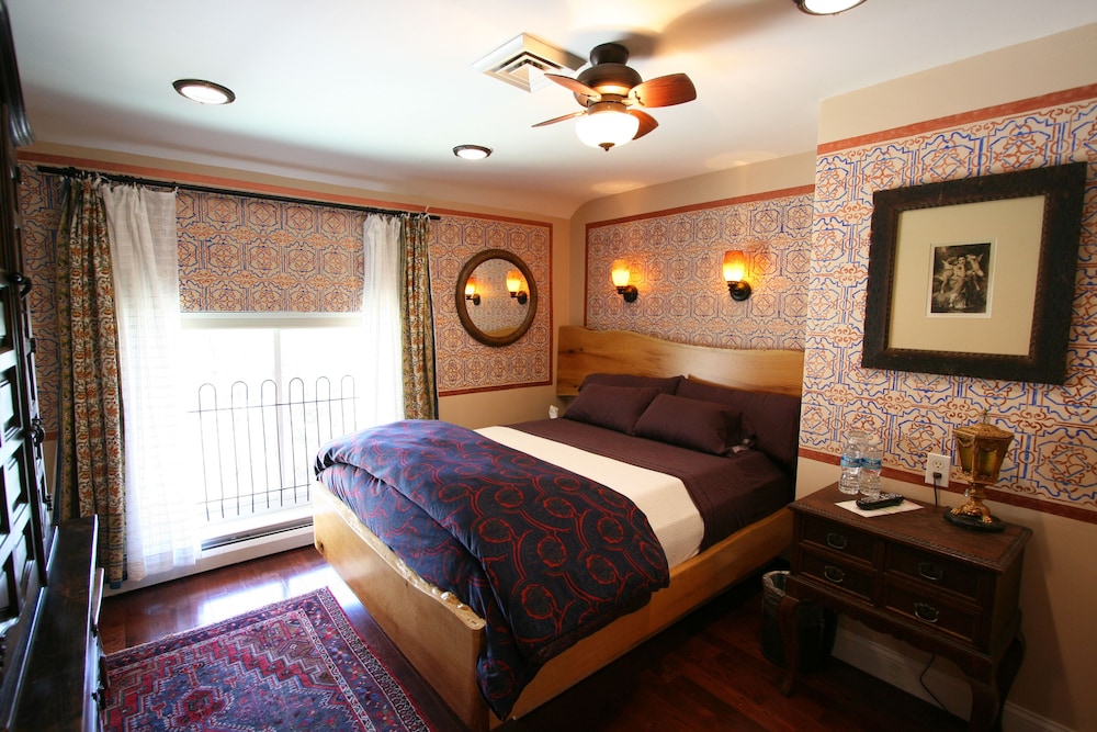 Roland's Room