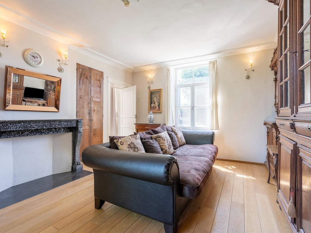 House photo 1