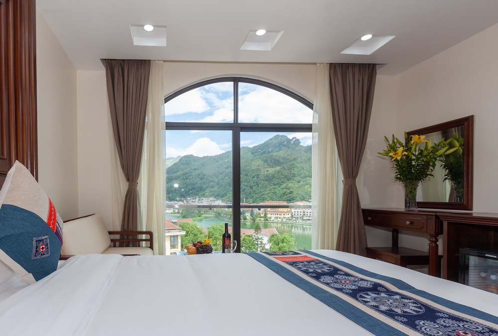 Executive Room, Lake View - Photo 4