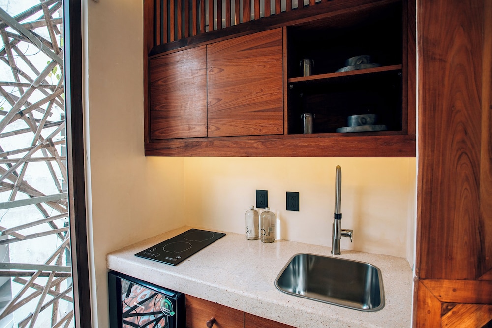 Panoramic Suite - Photo 8