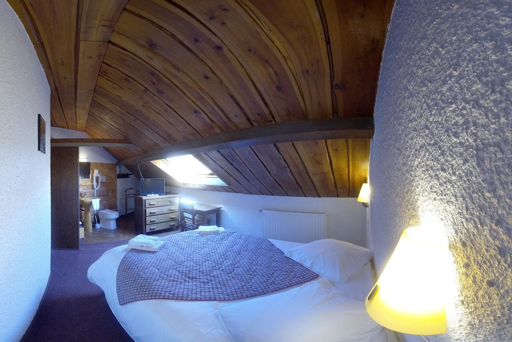 Standard Double Room (No.7) photo 1