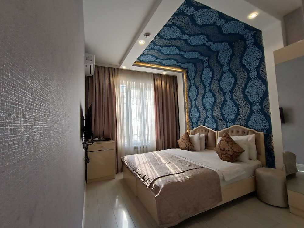 Standard Double or Twin Room - Photo 2