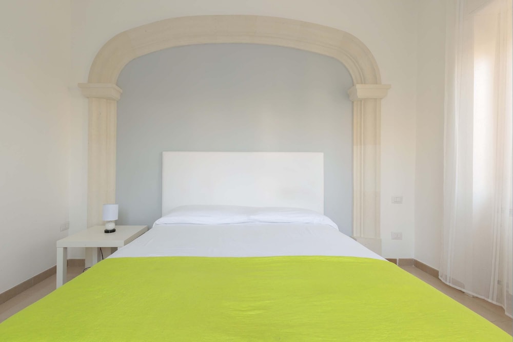 Standard House, 4 Bedrooms