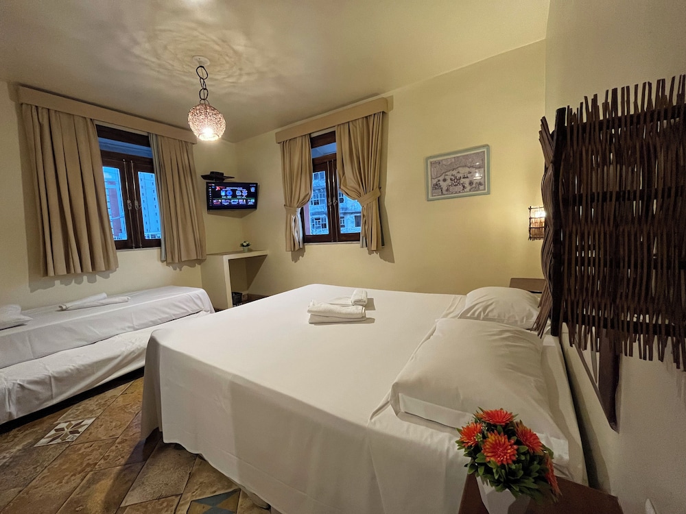 Standard Suite, Multiple Beds photo 1