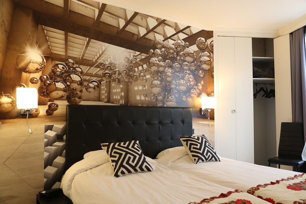 Standard Room, 2 Twin Beds photo 1