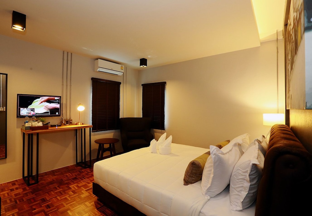 Standard Double Room - Photo 2