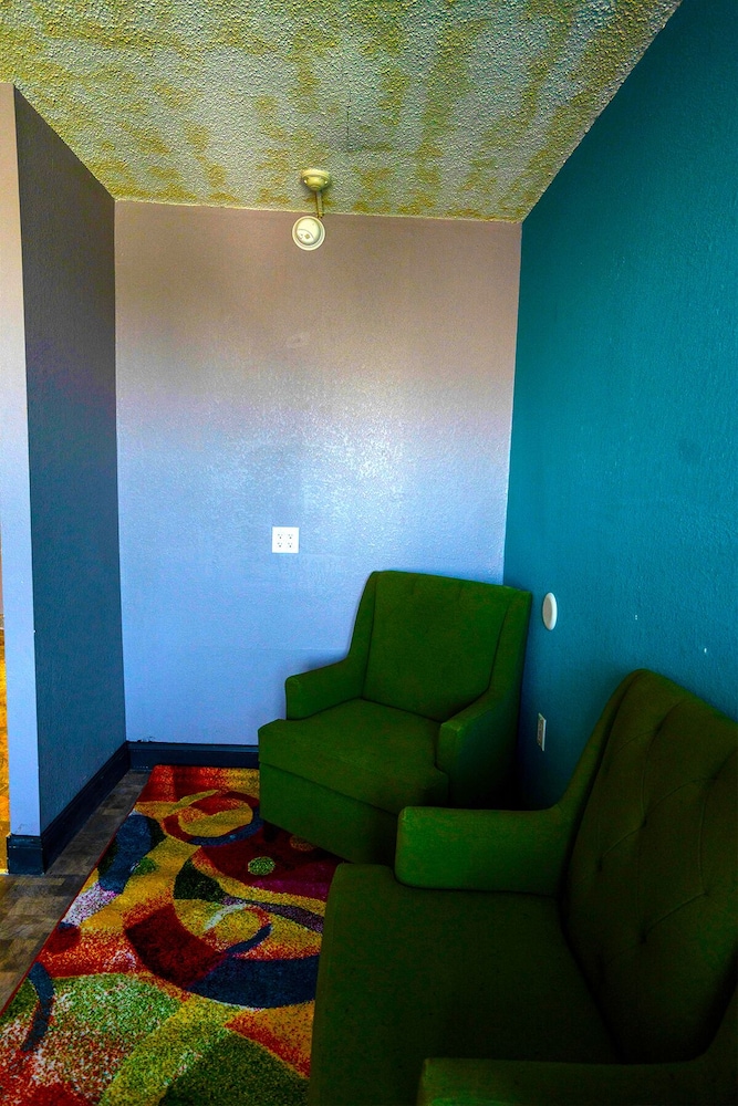 Deluxe Suite photo 3