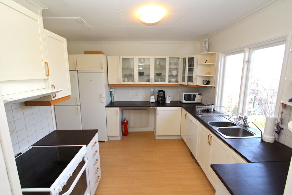 Family Apartment photo 2