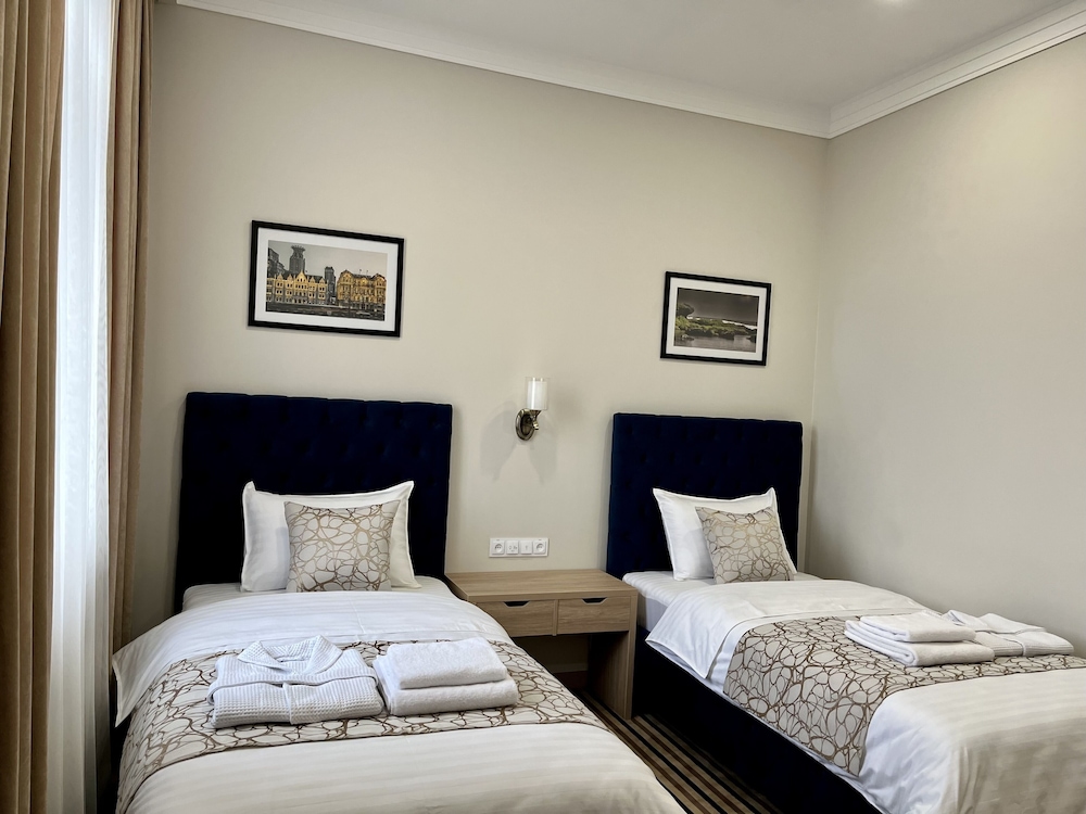 Deluxe Twin Room - Photo 1