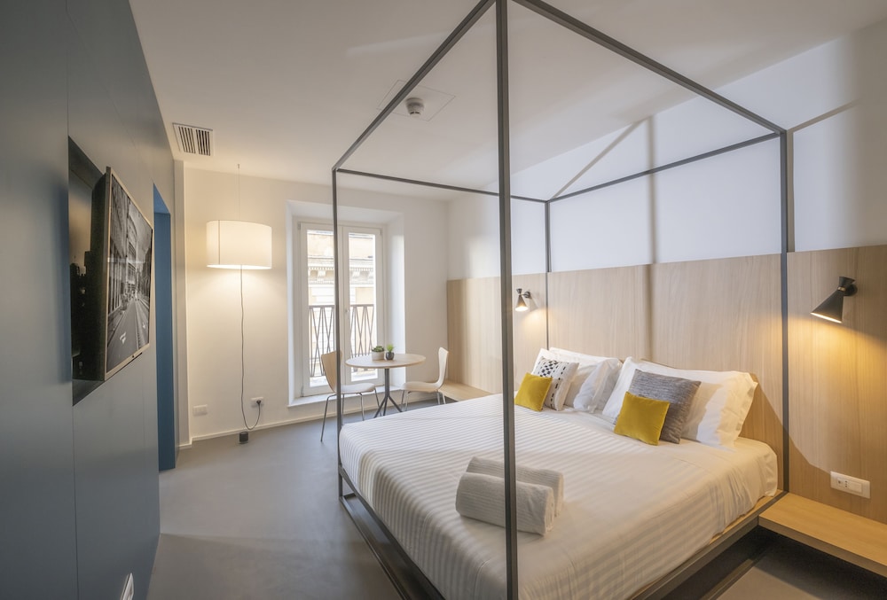 Deluxe Studio Suite, Terrace, Garden View
