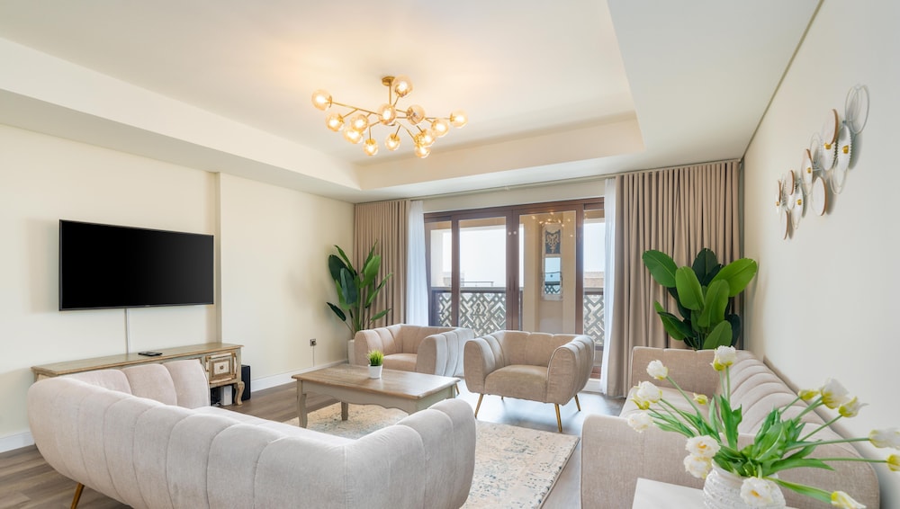 Luxury Apartment, 2 Bedrooms, Sea View (Palm View) photo 1
