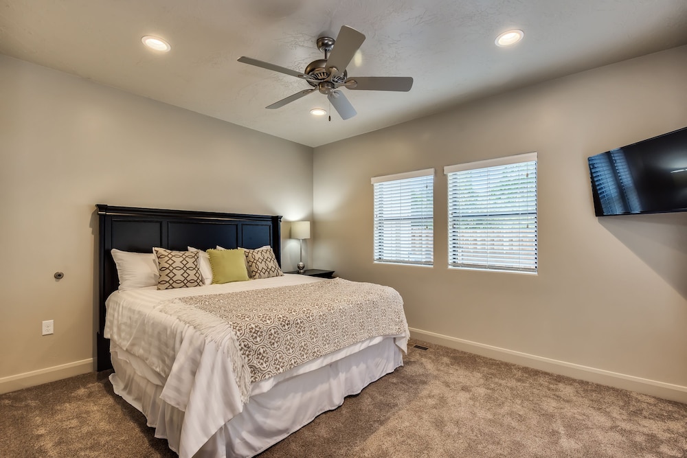 Luxury Villa, 1 Bedroom, Kitchen, Garden View (The Juniper) photo 1
