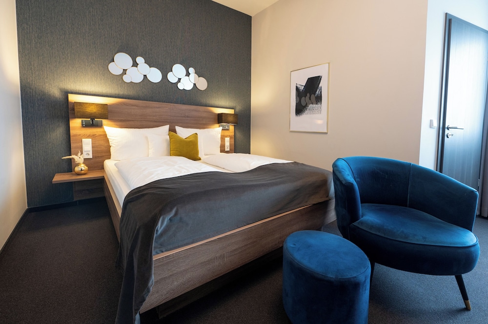 Deluxe Double Room, Non Smoking - Photo 13