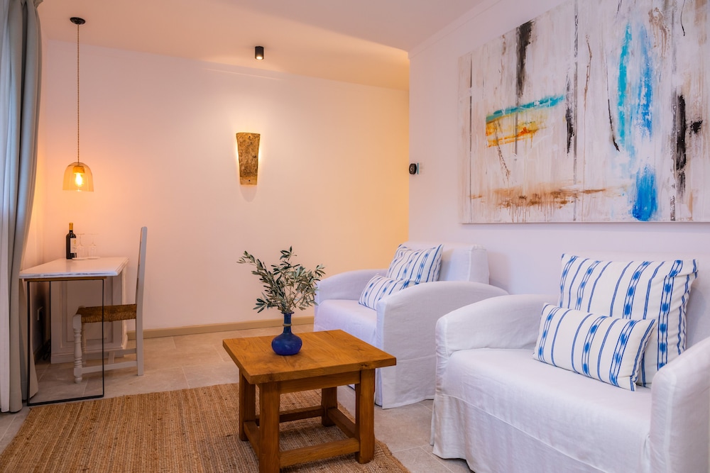 Classic Suite, Terrace - Photo 8
