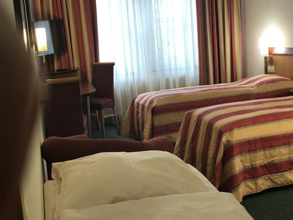 Double or Twin Room photo 1