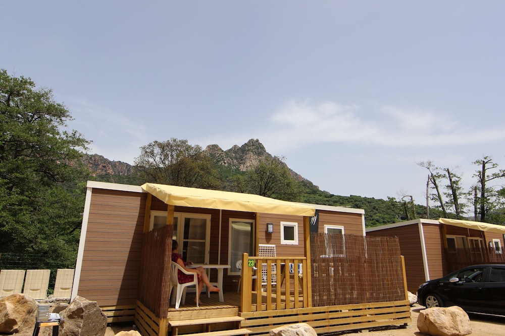Mobile Home (Trois Chambres) photo 3
