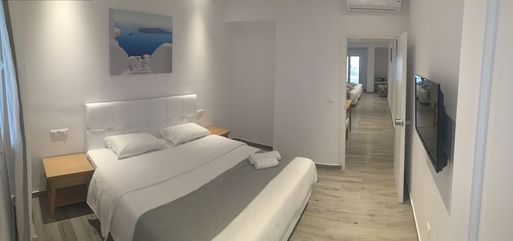 Family Room, 2 Bedrooms, Sea View - Photo 12