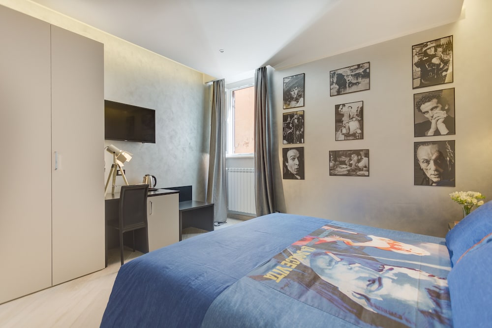 Deluxe Double Room, 1 Double Bed photo 2