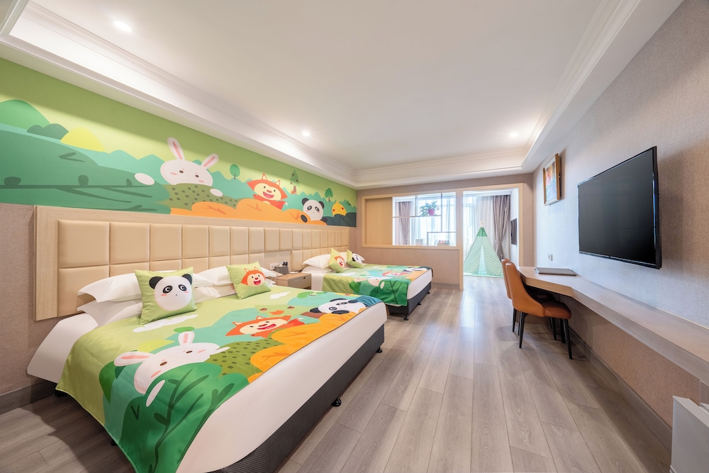 Superior Parent Child Suite