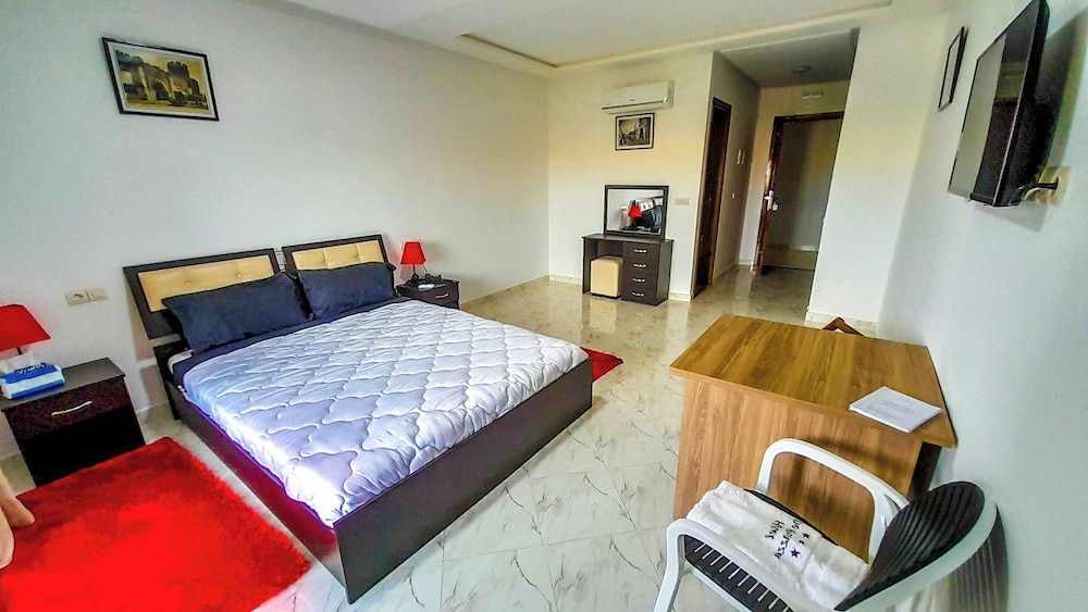 Panoramic Room, 1 Bedroom, Pool Access, Pool View photo 3