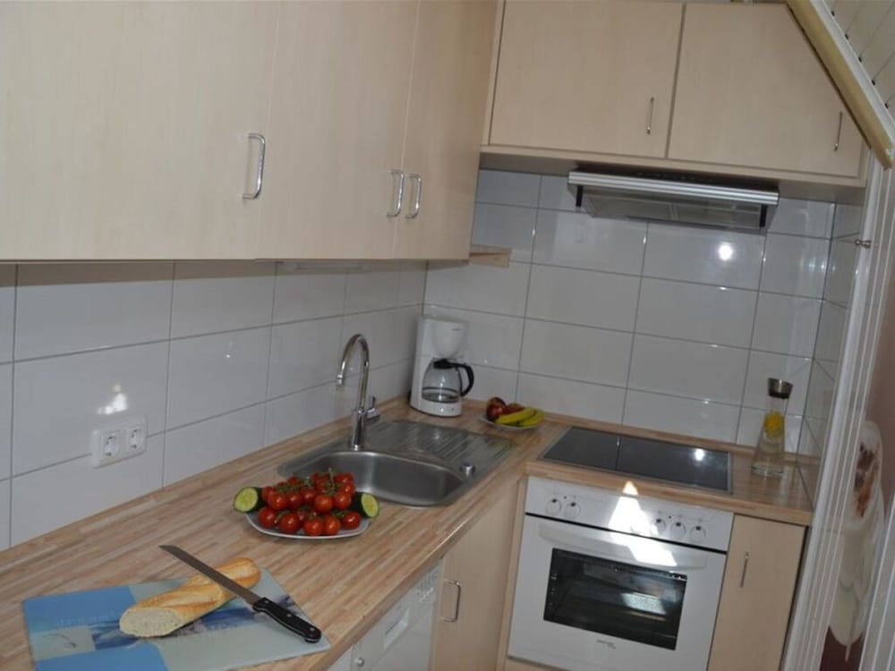 Apartment photo 2