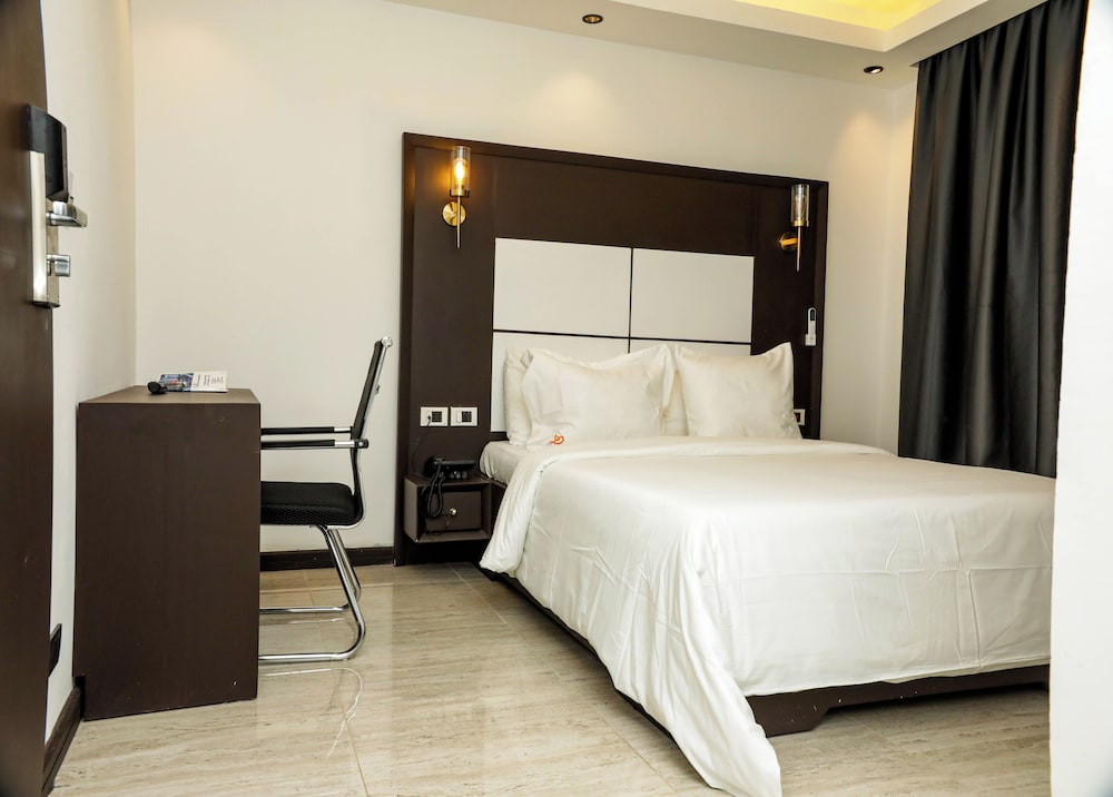 Standard Double Room, Balcony, Pool View