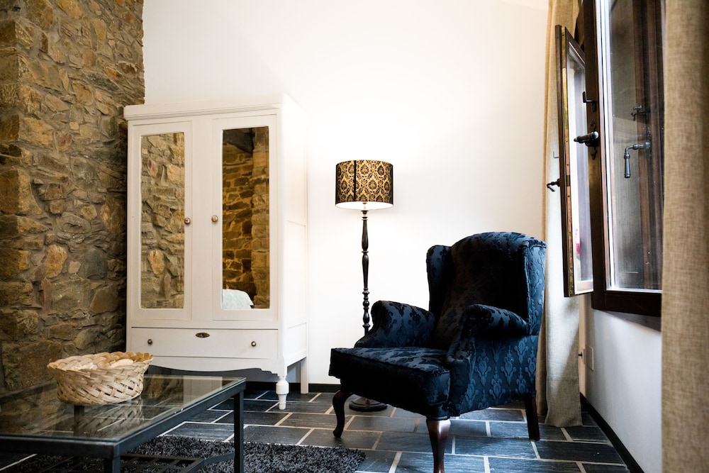 Family Room photo 3