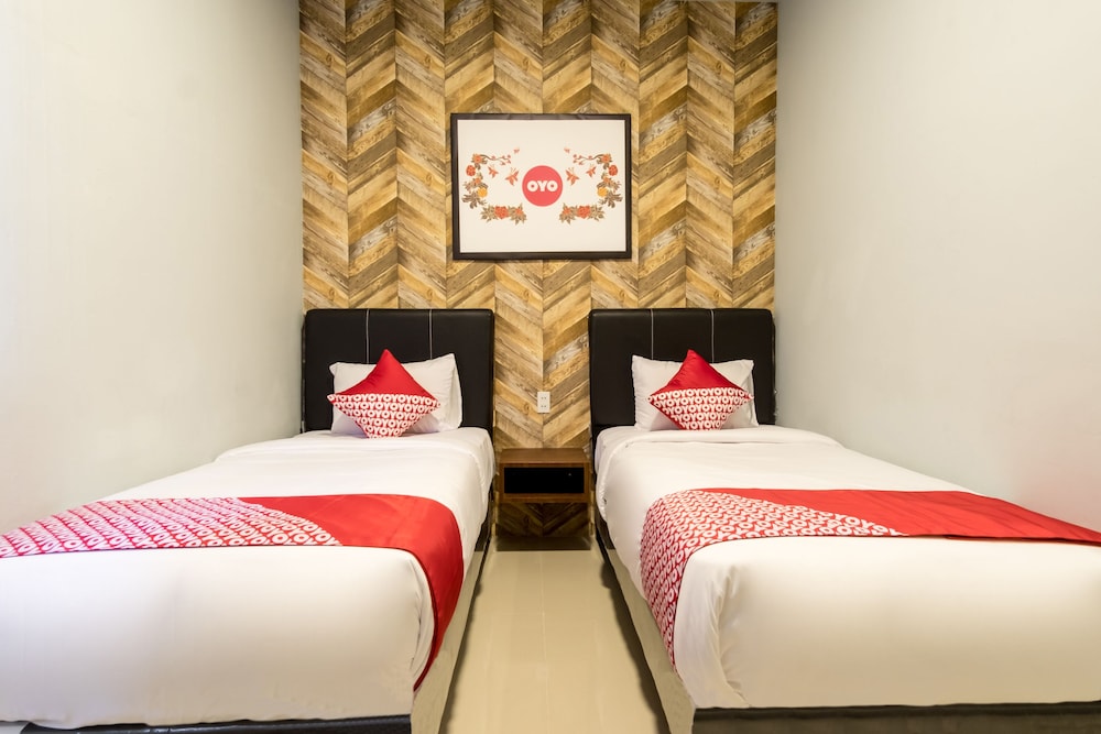 Standard Twin Room - Photo 3