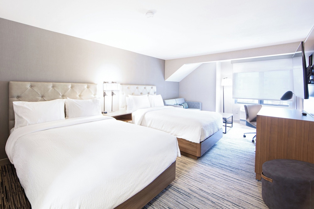 Room, Multiple Beds - Photo 1