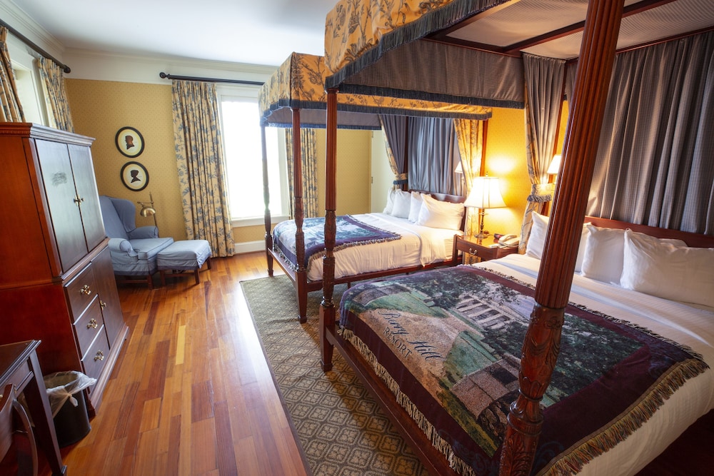 Deluxe Room (Queen) - Photo 2