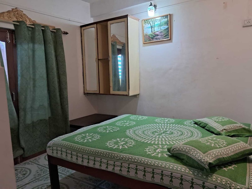 Standard Room - Photo 1