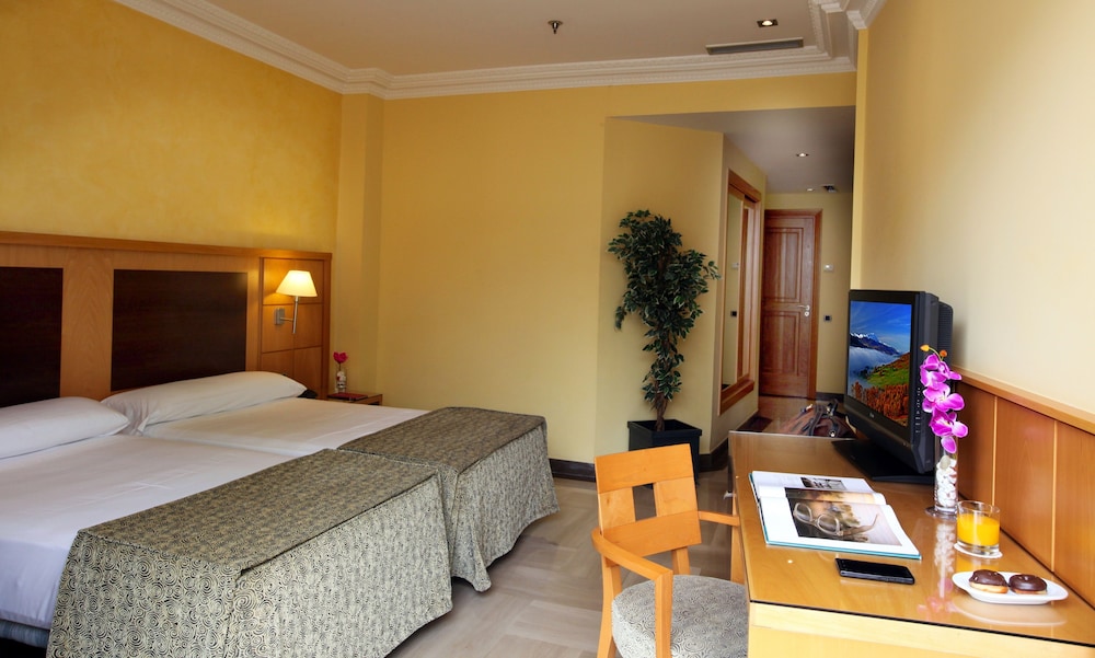 Double or Twin Room (Street view) photo 3
