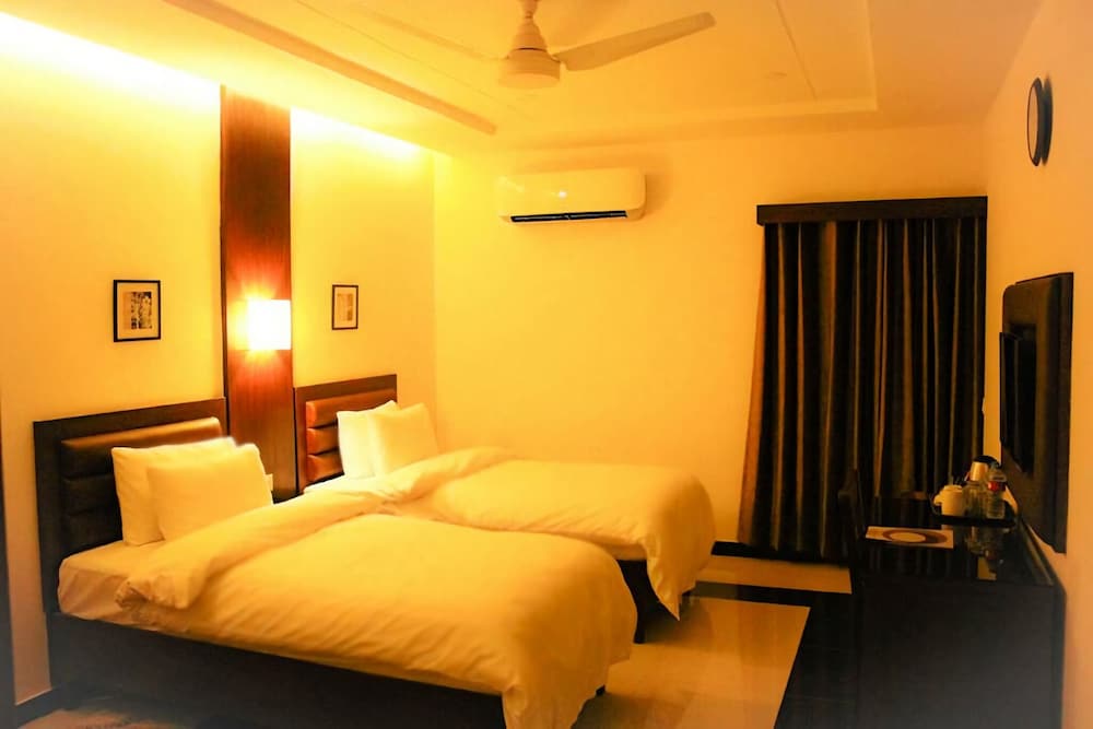 Deluxe Twin Room - Photo 1