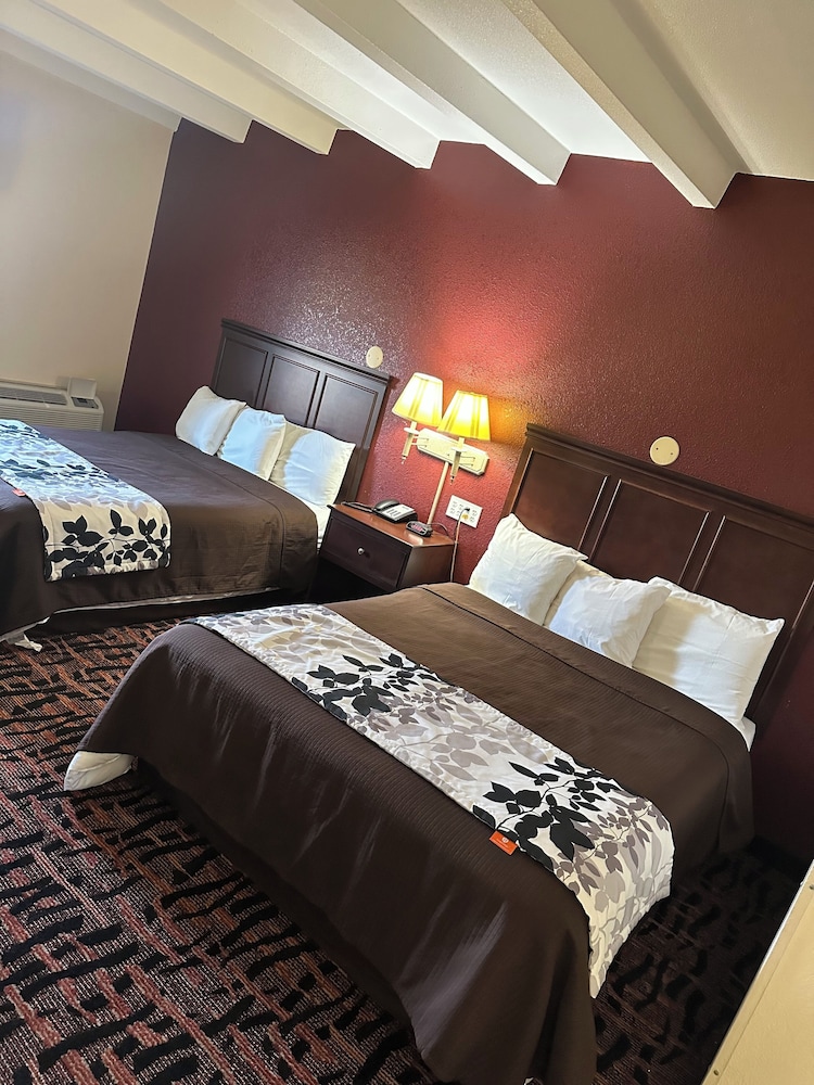 Standard Room 2 Queen Beds photo 3
