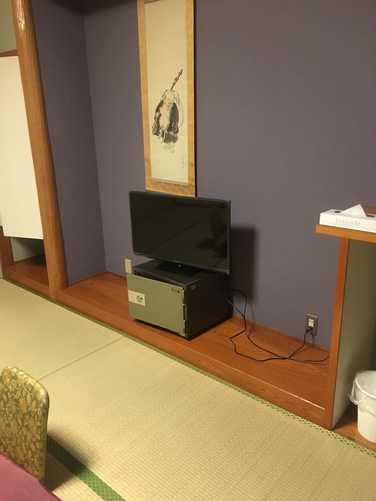 Japanese-Style Sextuple Room photo 3
