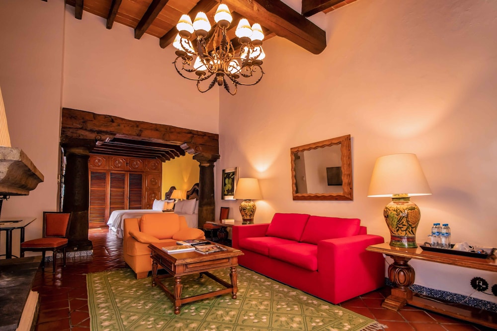 Suite, Patio