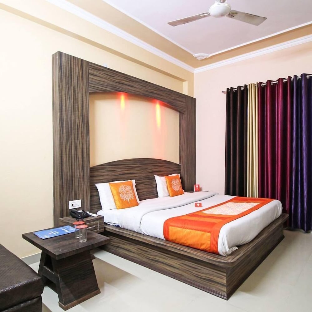 Deluxe Double Room, 1 Bedroom, Smoking photo 1