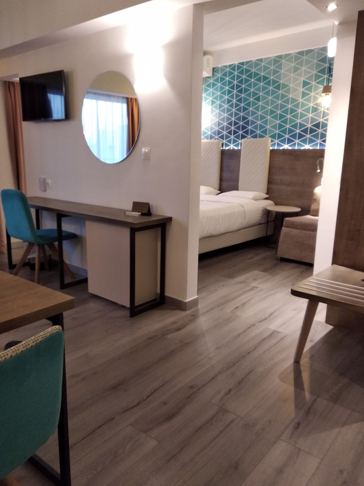 Premium Suite, 1 Bedroom - Photo 1